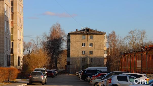 В Омске обрушился потолок в квартире старого дома