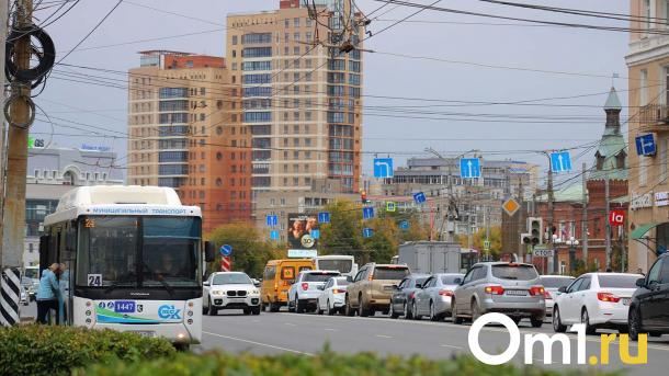 В омских автобусах хотят ввести оплату по геопозиции