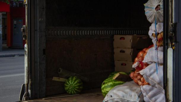 Запрет проезда грузовиков повысит цены на 40 % на товары в Новосибирске