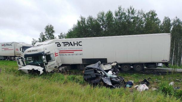 В Омской области водителя фуры будут судить за аварию с двумя погибшими