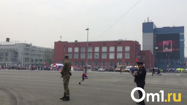 2247 легкоатлетов участвовали в эстафете памяти Покрышкина в Новосибирске