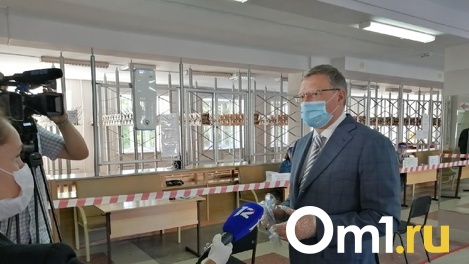 Омский губернатор Александр Бурков не исключил своего намерения идти на второй срок