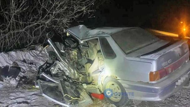 Под Новосибирском пьяный водитель автомобиля Nissan столкнулся с ВАЗ-2115 под управлением подростка
