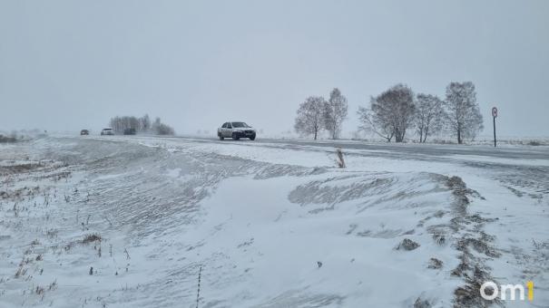 В Омской области дорожников заставили переделать отремонтированные участки дорог