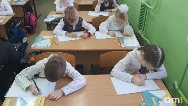 Карантин закончился? Новосибирские школьники вернулись с дистанта