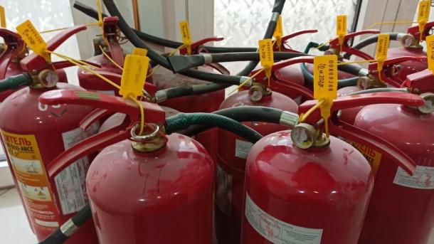 В пожаре в Мошковском районе погибла женщина, трёх мужчин спасли