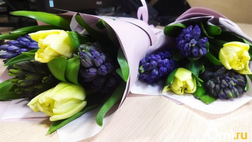 Стала известна стоимость тюльпанов к 8 Марта в омских цветочных магазинах
