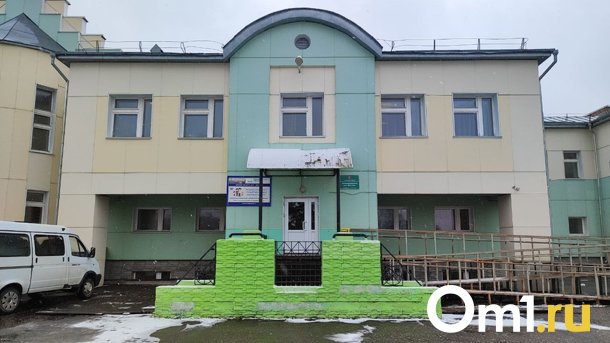 Девочка из Большеуковского детдома заказала посылку c пневматикой на домашний адрес воспитателя