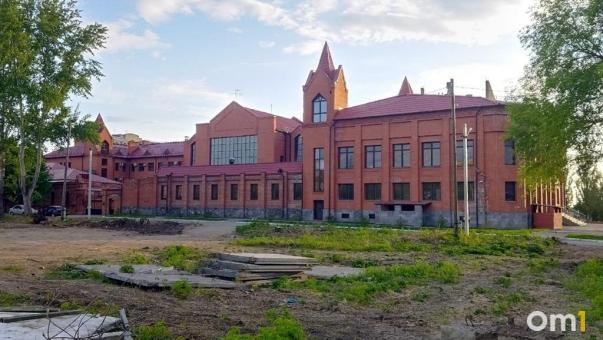 10 партий: омские таможенники передали в зону СВО конфискат на 24 миллиона рублей