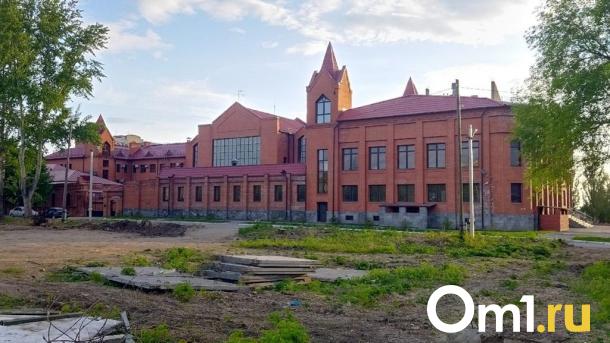 10 партий: омские таможенники передали в зону СВО конфискат на 24 миллиона рублей
