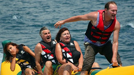 «Хочется, чтобы история продолжилась»: Фёдор Добронравов высказался о будущем сериала «Сваты»