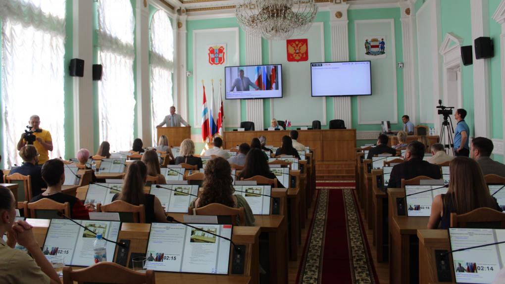В Омске прошло первое заседание нового созыва Молодёжного общественного совета