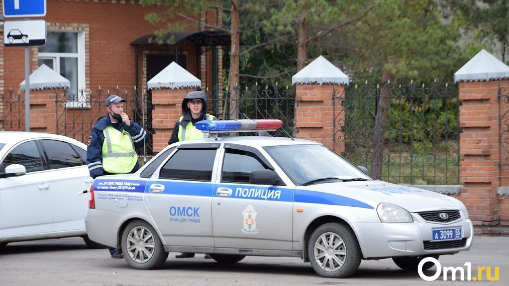 В полиции отреагировали на информацию о взрыве и задержании женщины у кинотеатра «Космос» в Омске