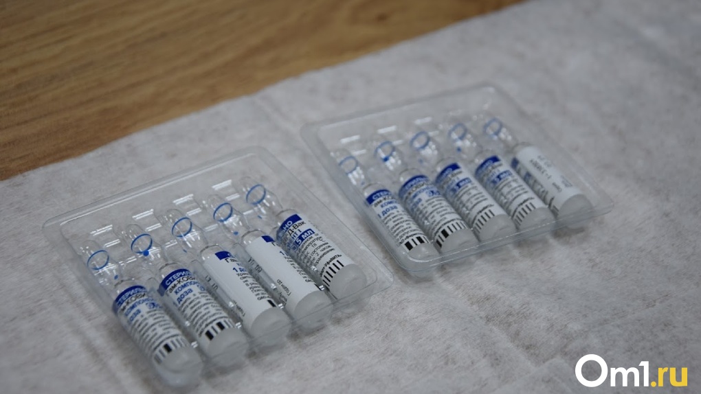 Более 700 омичей вакцинировались «Спутником V» через нос