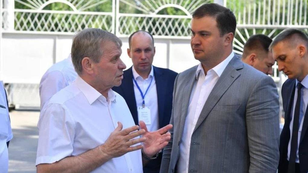 Виталий Хоценко посетил ведущие предприятия оборонно-промышленного комплекса Омской области