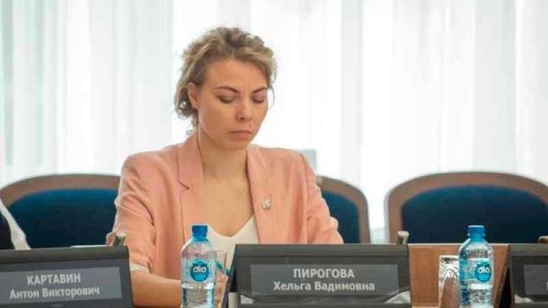 Депутат Хельга Пирогова не пришла на сессию горсовета Новосибирска