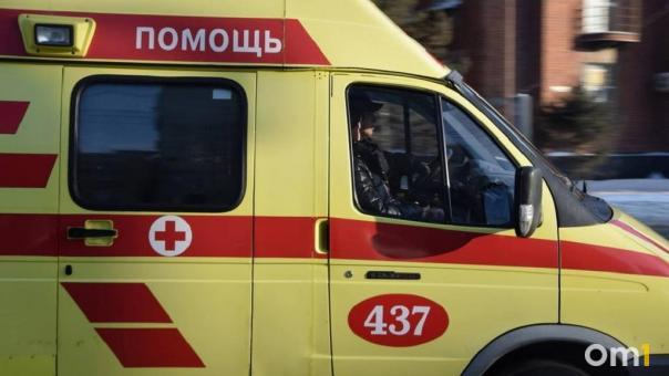Из-за омича жительница Алтая получила перелом грудной клетки