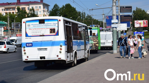 В День Победы в Омске часть автобусов поедут по изменённым маршрутам (СПИСОК)