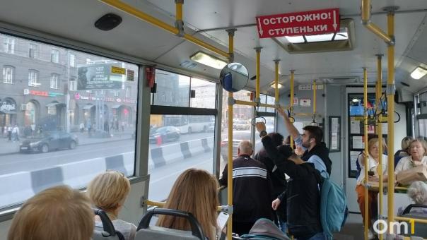 Виртуальную карту для оплаты проезда запустили в Новосибирске