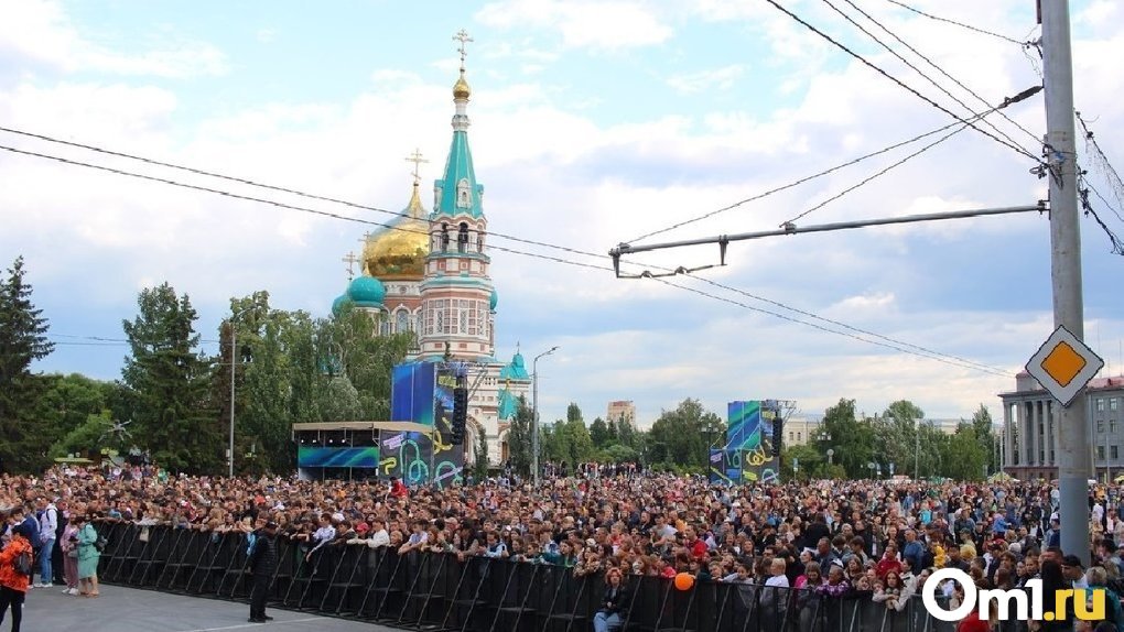 Допраздновались: Соборную площадь в Омске будут закрывать всего 4 раза в год