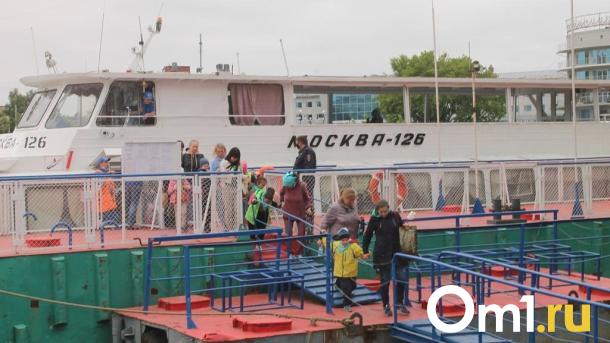 В Омске завершается навигация теплохода по маршруту «Центр – Зелёный берег»