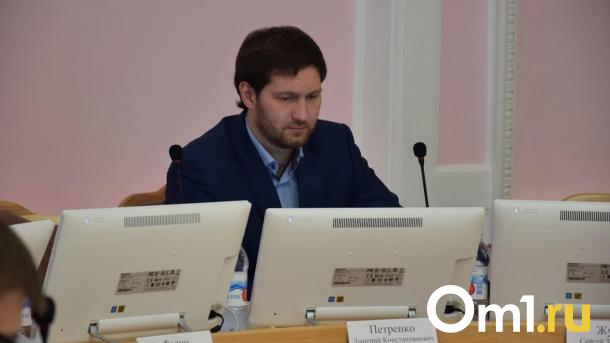 В Омске возобновили суд против пропавшего оппозиционного депутата