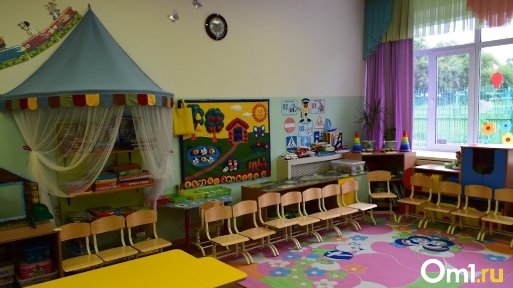 В один из омских детских садов вызвали отряд Росгвардии из-за жалоб родителей. ОБНОВЛЕНО