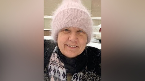 Поехала в МФЦ и пропала: в Новосибирске волонтёры ищут 49-летнюю женщину с коричневой сумкой