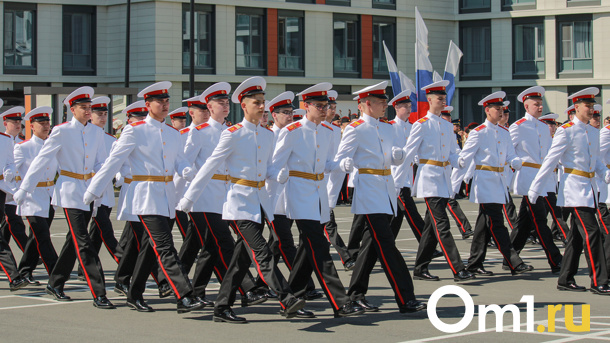 Аттестат, командирские часы и вальс: в Омском кадетском корпусе прошёл выпускной