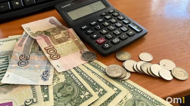 В Омске обнаружили банду валютчиков, незаконно переводивших за границу миллионы