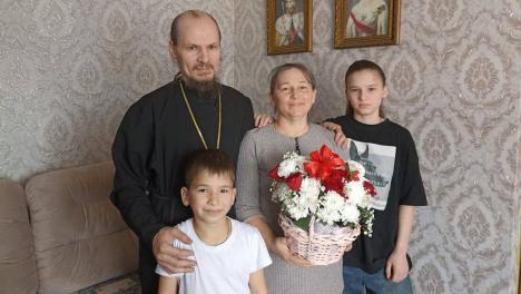 Омичка, воспитавшая 12 детей, получила звание «Мать-героиня»