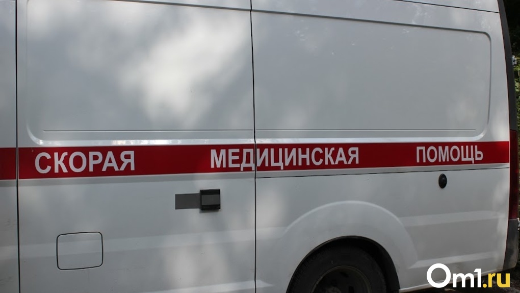 Осколки мопеда на асфальте: 13-летний мальчик погиб в аварии в Новосибирской области. ВИДЕО