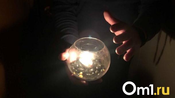 Псевдогадалка обманула омичку на 18 тысяч рублей