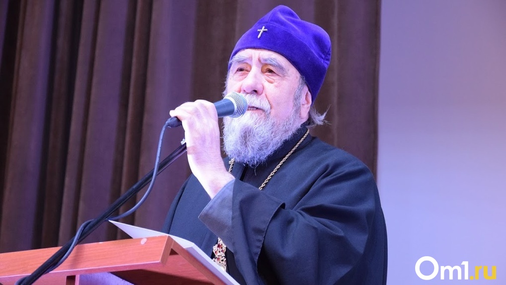 Омский митрополит Владимир получил в подарок на юбилей орден от патриарха Кирилла