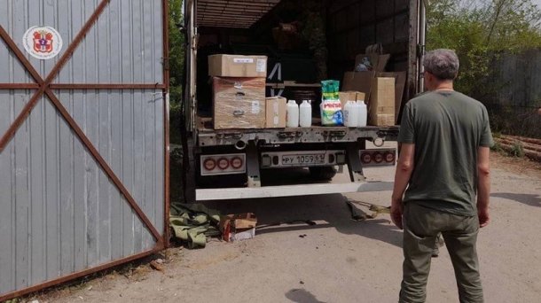 Омским бойцам в Донбасс доставили гуманитарную помощь от «Единой России»