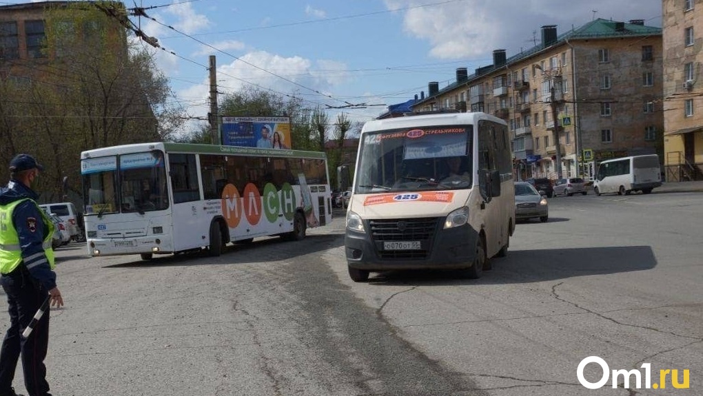 В Омске может значительно сократиться количество общественного транспорта