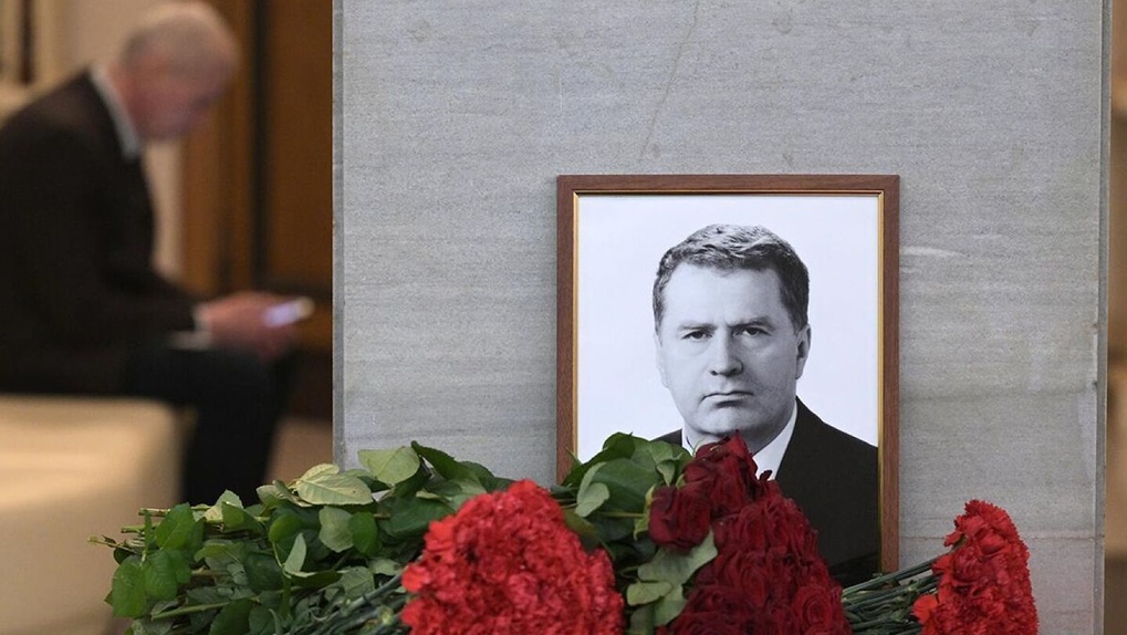 Сын политика Владимира Жириновского выдвинул версию об убийстве отца