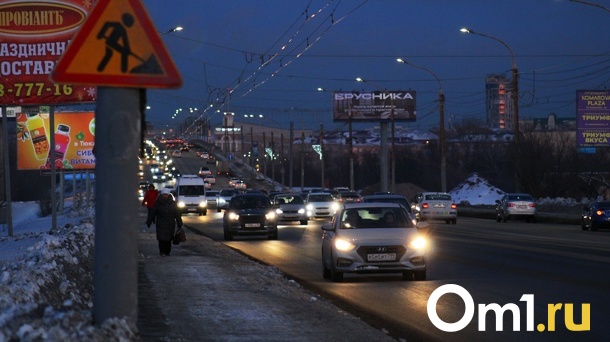 С 17 февраля в Омске изменится приоритетность движения у Ленинградского моста