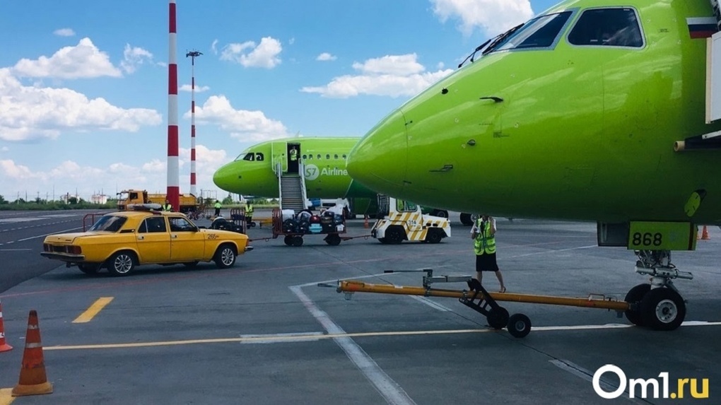 Самолёт рейса «Новосибирск — Ташкент» вынужденно вернулся в аэропорт Толмачёво