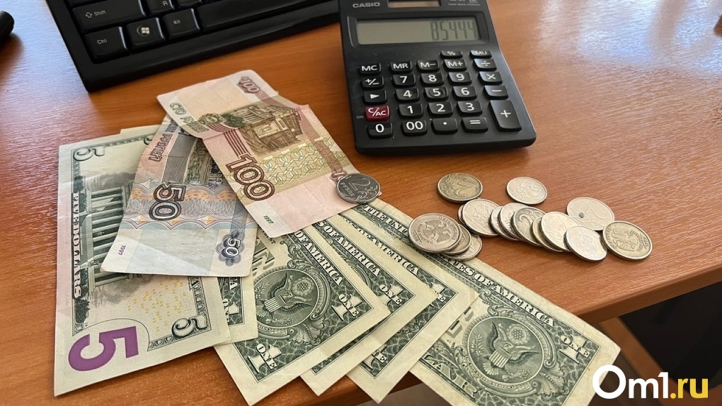 Размер зарплаты жителей Омской области резко увеличился