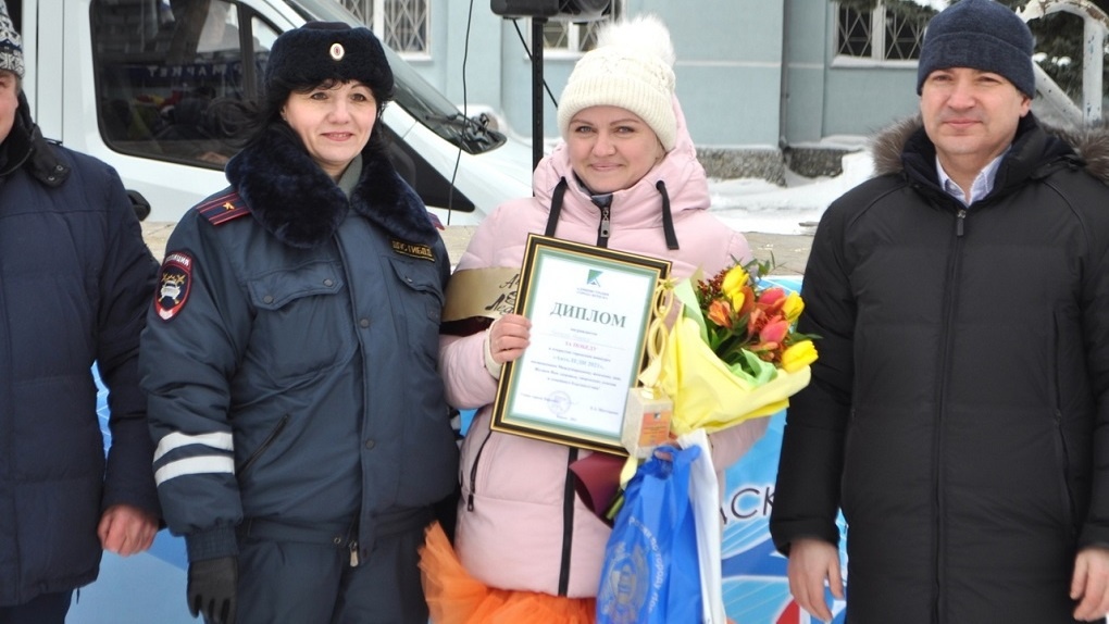 Семь девушек покорили автодром под Новосибирском