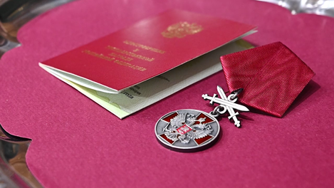 11 героев СВО получили награды от командующего Сибирским округом Росгвардии