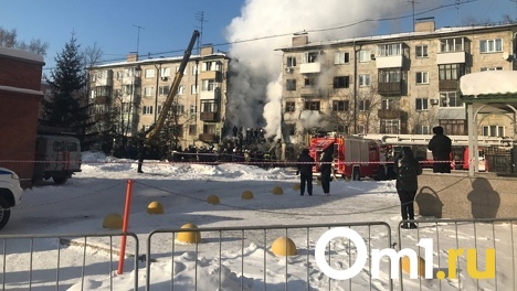 Что забирают новосибирцы из разрушенного в результате взрыва газа дома