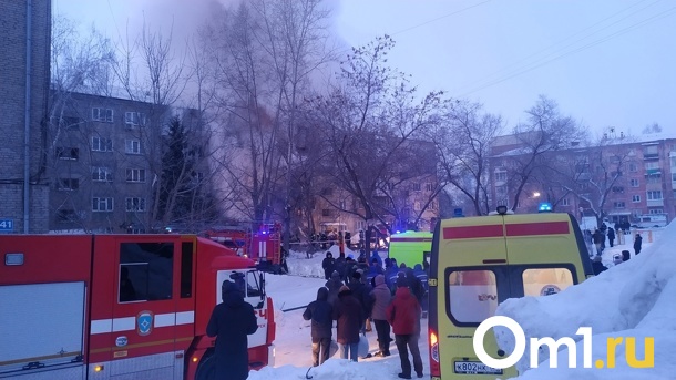 Жильцов обрушенного дома на улице Линейной разместят в гостинице в Новосибирске