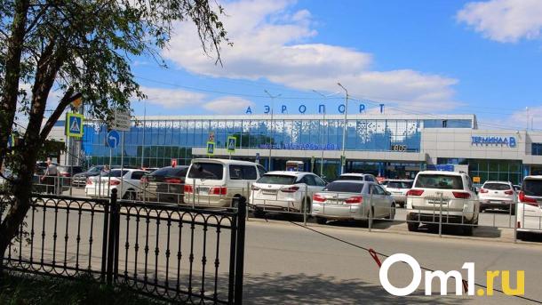 В Омском аэропорту наблюдаются большие задержки рейсов
