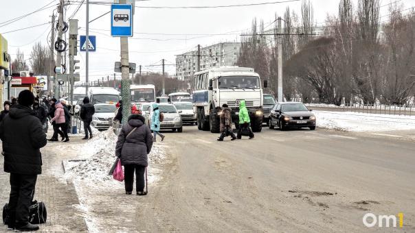 В Омске пенсионер, сбивший на переходе женщину, сам сдался полицейским