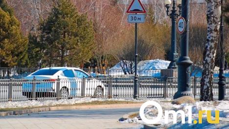 Омич хотел помириться с бывшей возлюбленной, но угнал у неё автомобиль