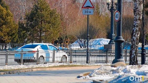 Омич хотел помириться с бывшей возлюбленной, но угнал у неё автомобиль