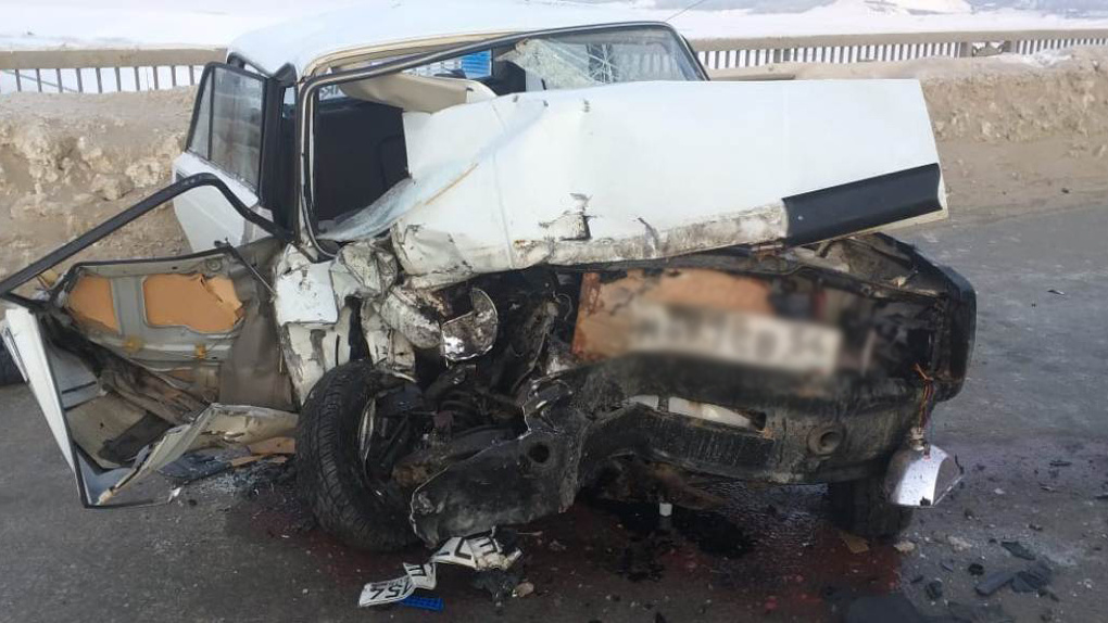В Новосибирске 22-летняя пассажирка «Жигули» погибла после лобового столкновения с Hyundai Creta