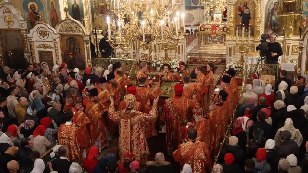 Новосибирцам покажут вещи первого современного патриарха